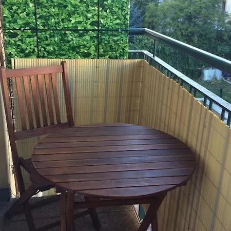 Studio In Dresden Neustadt Balcony And Parking Exterior photo